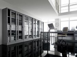 Armadio in lamiera, ad ante scorrevoli con vetro temperato cm 120.MD-AV12T